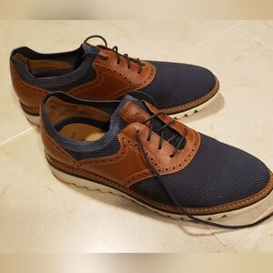 Johnston & Murphy Navy and Brown Oxfords